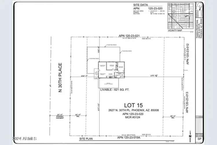 Investor Opportunity to Buy Rental Home with Large Parcel in Phoenix