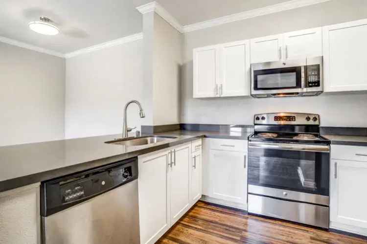 Rent Apartments in Richmond with Stunning Bay Views and Modern Amenities