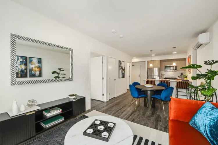 Rent Apartments Near Light Rail Station for Easy Downtown Connectivity