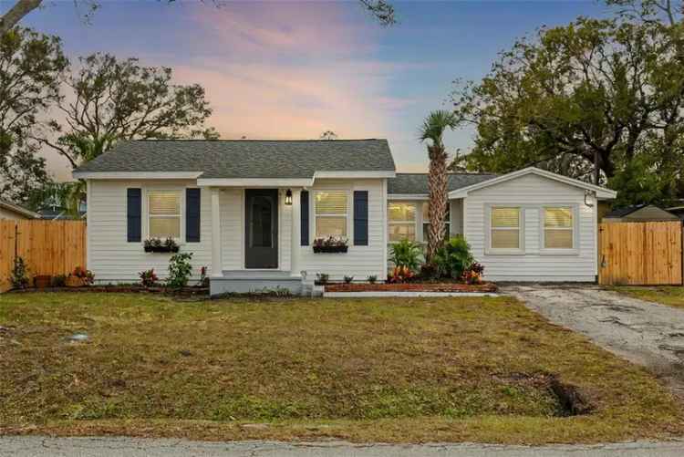 House For Sale in Clearwater, Florida