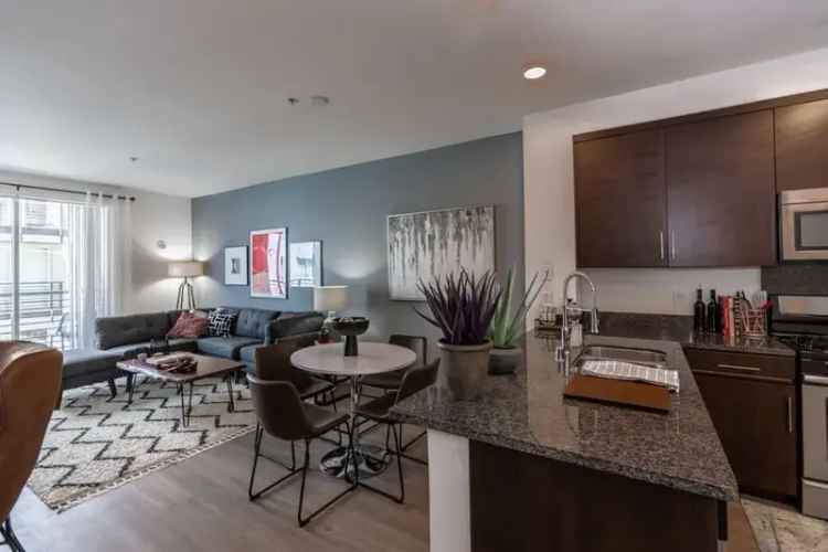 Rent Apartments in Downtown Oakland with Luxury Amenities