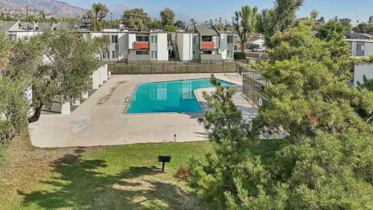 Rent Apartments in a Green Campus with Pool and Nearby Schools