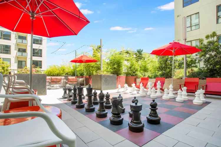 Rent Apartments in Downtown Redwood City with Exclusive Amenities