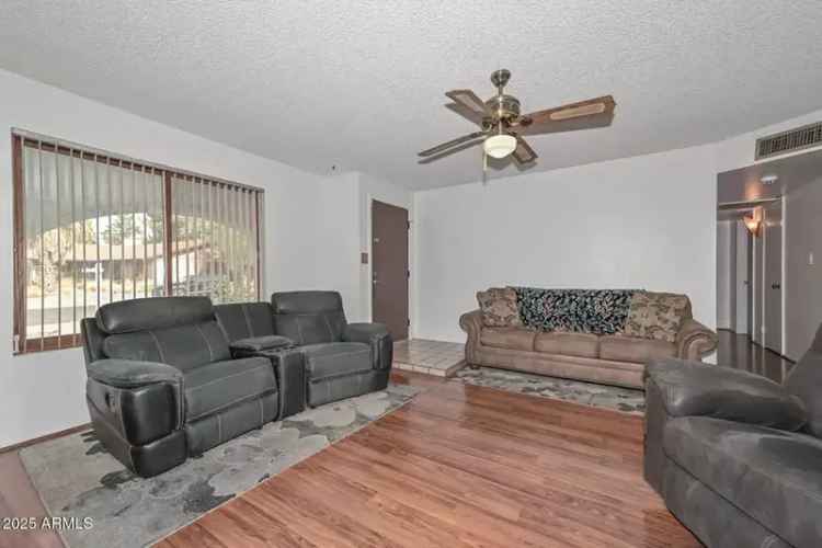 House For Sale in 4713, West Carol Avenue, Glendale, Arizona