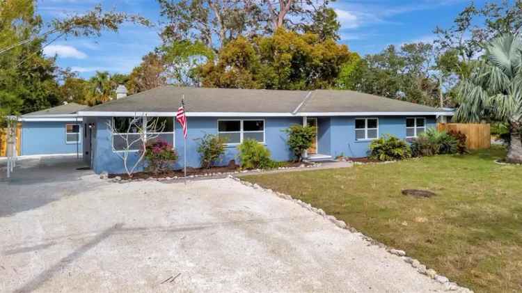 House For Sale in 3902, 11th Avenue West, Bradenton, Florida