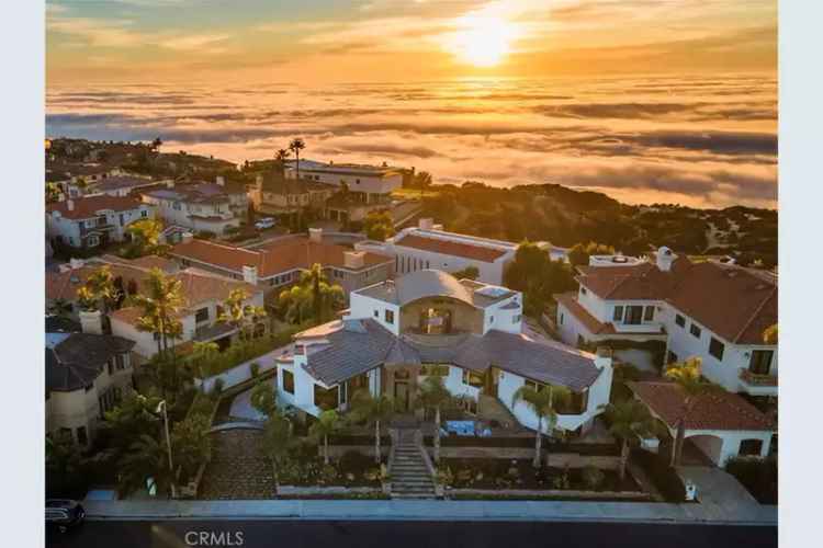 Buy Estate in Monarch Point with 6 Bedrooms and Ocean Views