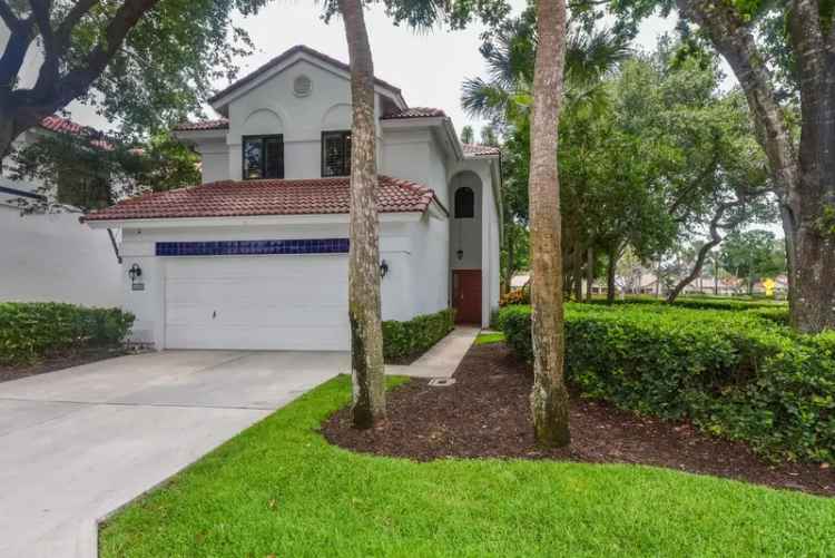 House For Sale in 5620, Amersham Way, Boca Raton, Florida