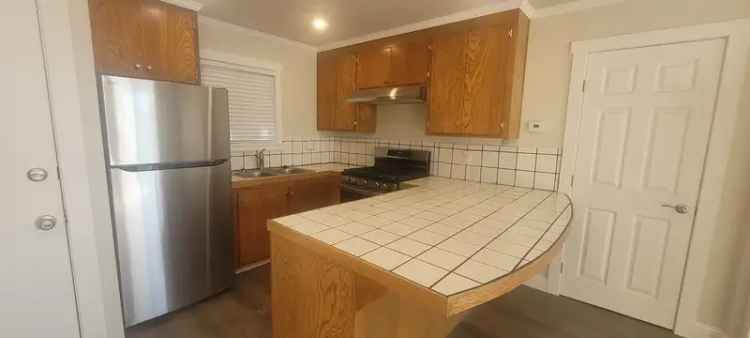 Rent a Newly Remodeled 2 Bedroom Apartment in Santa Rosa