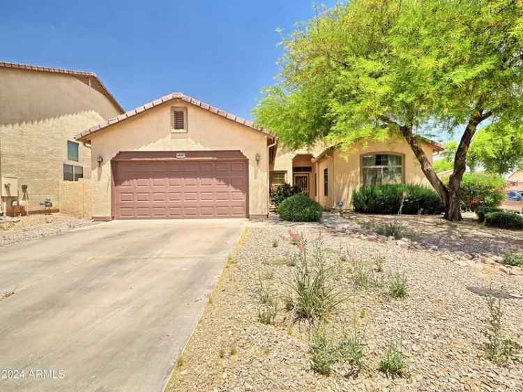 Single Level Home for Rent in Desert Cedars Community with Backyard Grill Area