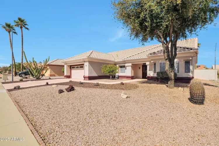 House For Sale in 14936, West Yosemite Drive, Sun City West, Arizona