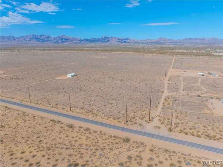 Land For Sale in Golden Valley, Arizona