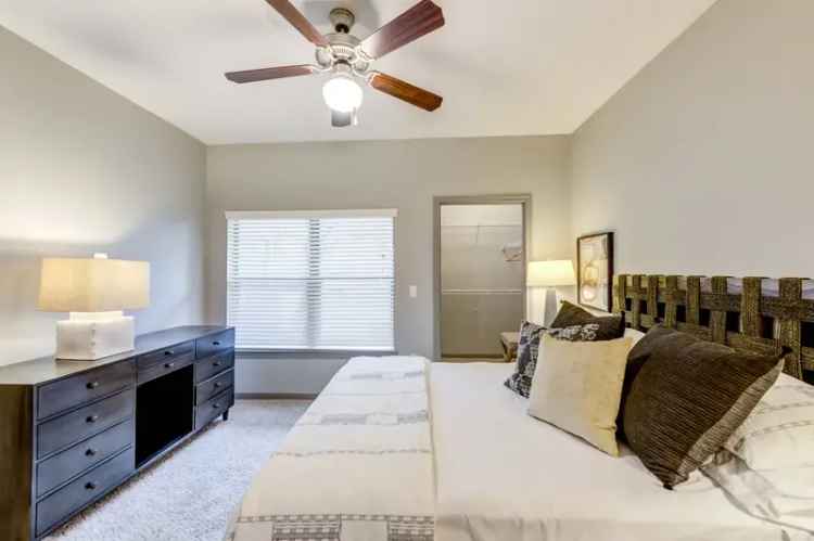 Rent Apartments in McKinney TX with Gourmet Kitchens and Pool