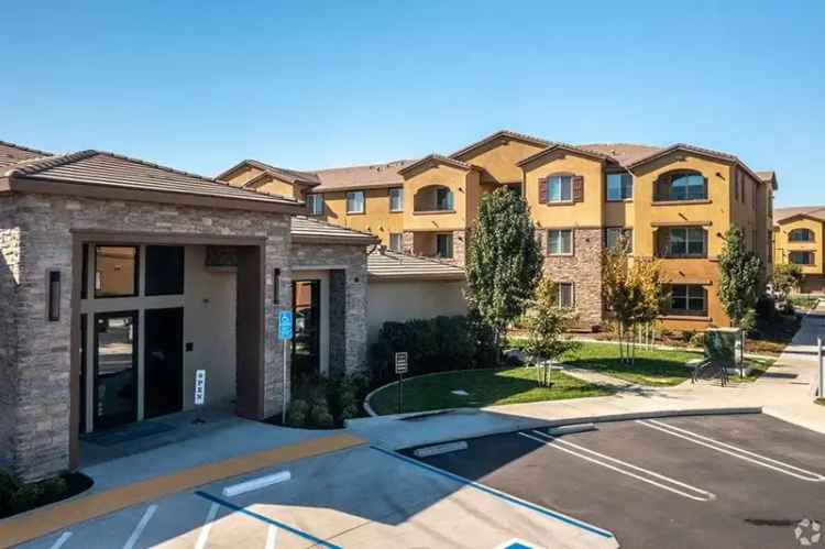 Rent New Modern Apartments in Roseville CA with Family-Friendly Features