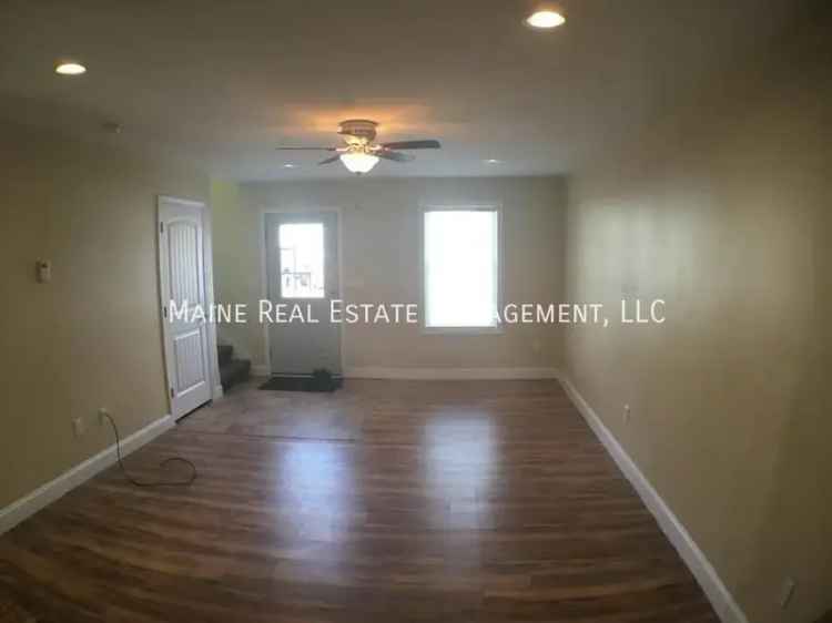 Rent Apartment Unit in Swan Village 4BR 3BA with Modern Features