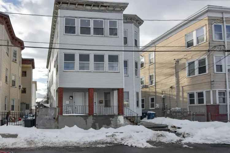 Rent 5 Bedroom Apartment in Lawrence Methuen Town Line