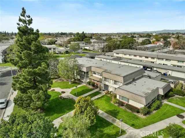 House For Sale in 9866, Via Sonoma, Cypress, California