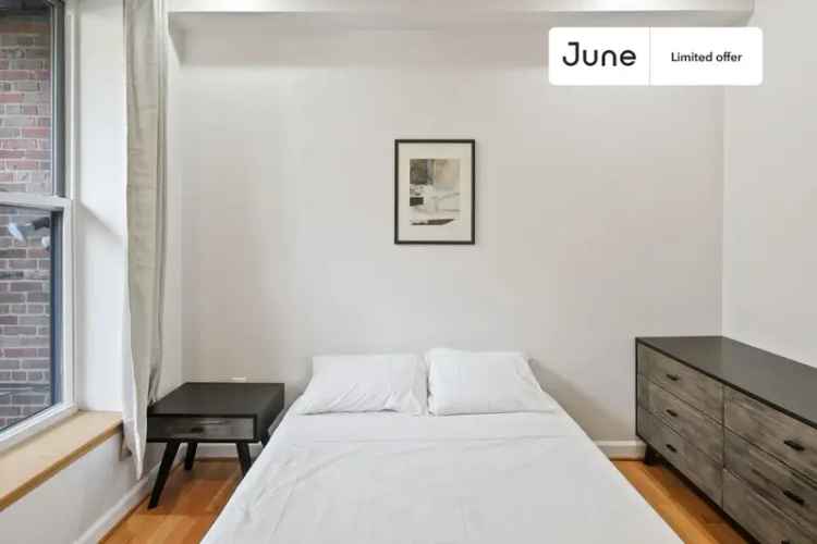 Rent Queen Bedroom in Shaw with Flexible Lease Options and Amenities