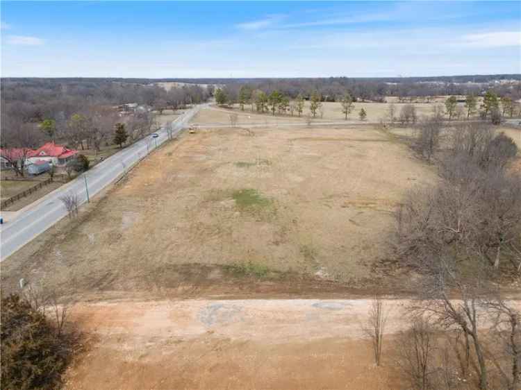 Land For Sale in Siloam Springs, Arkansas