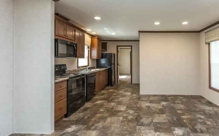 Rent Apartments in Youngstown with Modern Amenities and Spacious Rooms