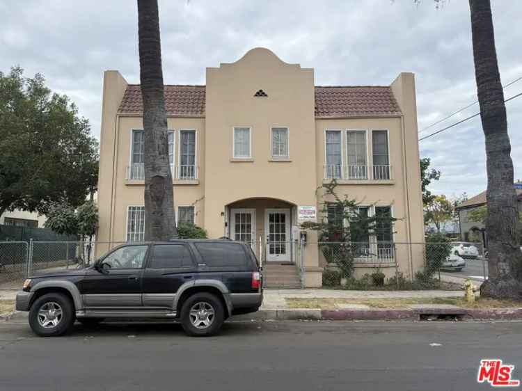 House For Sale in 2150, Cambridge Street, Los Angeles, California