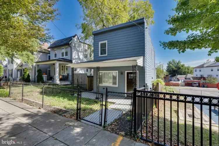 Short Term Rental Buy in Congress Heights with Modern Amenities