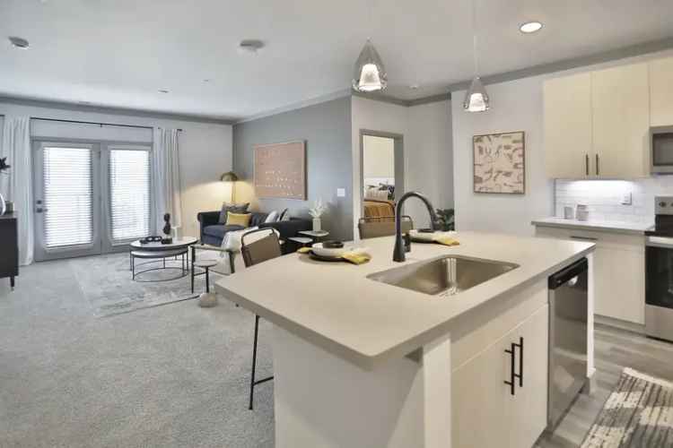 Rent Luxury Apartments in Cincinnati with Modern Features and Amenities