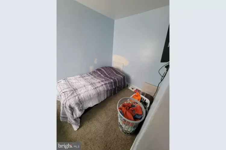 House For Sale in 2126, Lamotte Street, Wilmington, Delaware