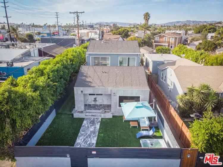 House For Sale in 835, Sunset Avenue, Los Angeles, California