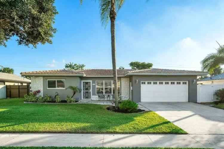 House For Sale in 984, Southwest 5th Street, Boca Raton, Florida