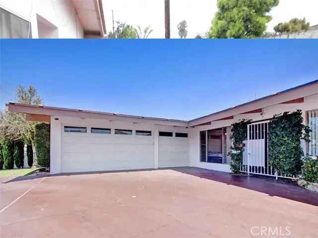 House For Sale in 6732, Wooster Avenue, California