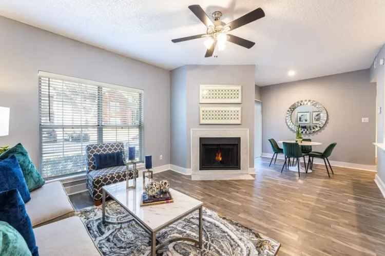 Rent Cozy Garden Style Apartments in Tarrant County with Amazing Amenities