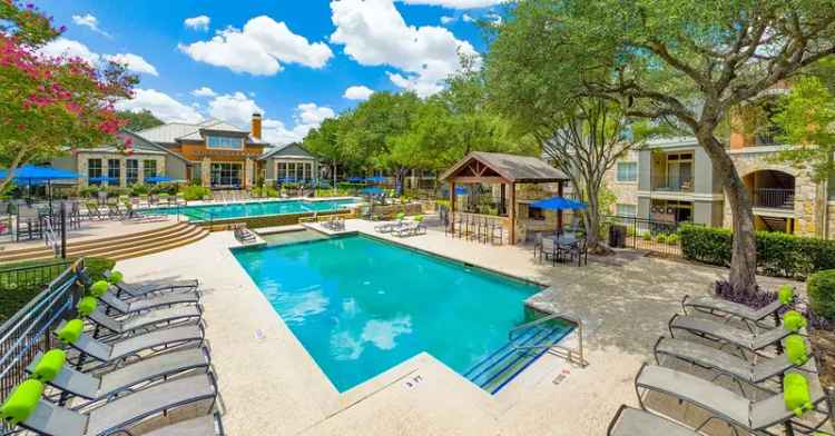 Rent Apartments in Cedar Park with Pool Fitness Center and More