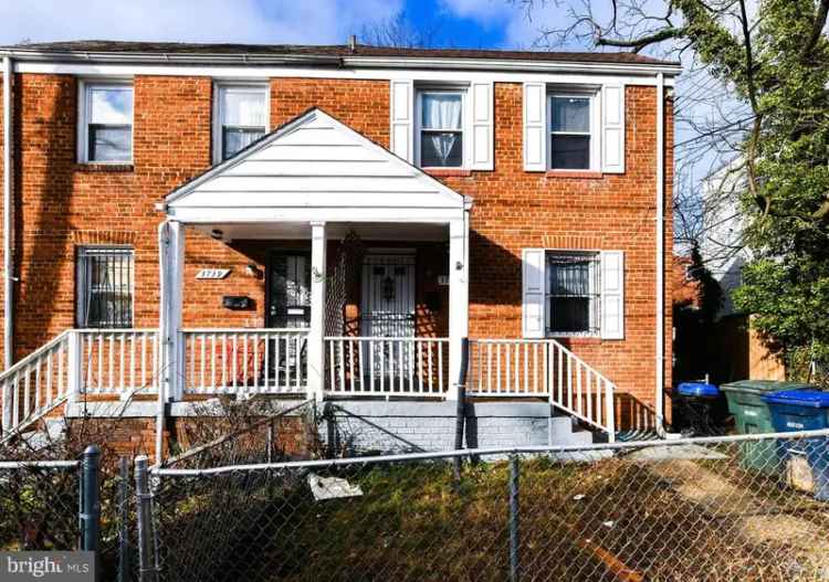 House For Sale in 3737, Horner Place Southeast, Washington, District of Columbia