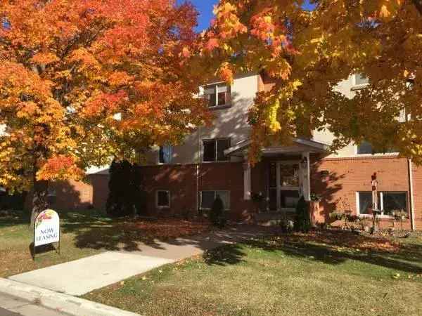 Rent Apartments in Anoka with Air Conditioning and BBQ Areas