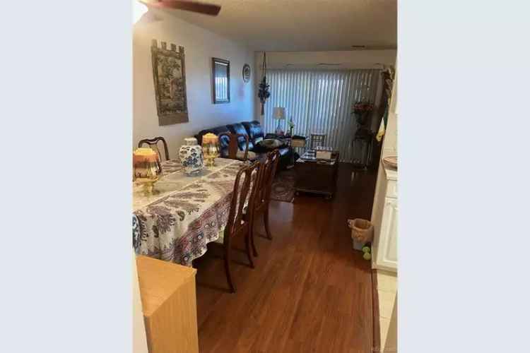 Rent Nice Condo in High Hollows with 2 Bedrooms and 1 Bathroom