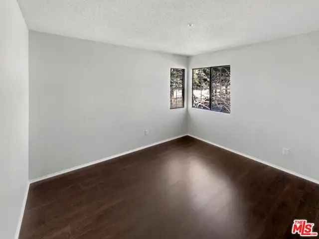 House For Sale in 277, Fern Court, Azusa, California