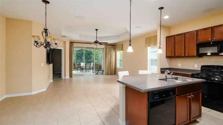 House For Sale in 4830, Maymont Park Circle, Bradenton, Florida