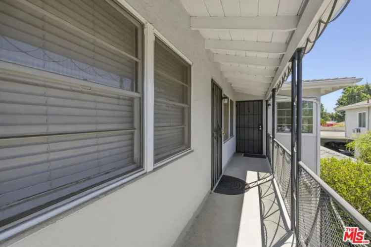 House For Sale in 5640, Kester Avenue, Los Angeles, California