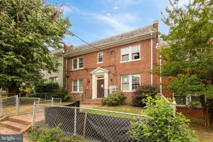 House For Sale in 5414, 3rd Street Northwest, Washington, District of Columbia