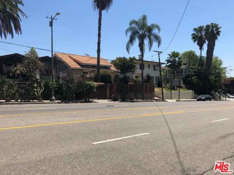 House For Sale in 2042, North Cahuenga Boulevard, Los Angeles, California