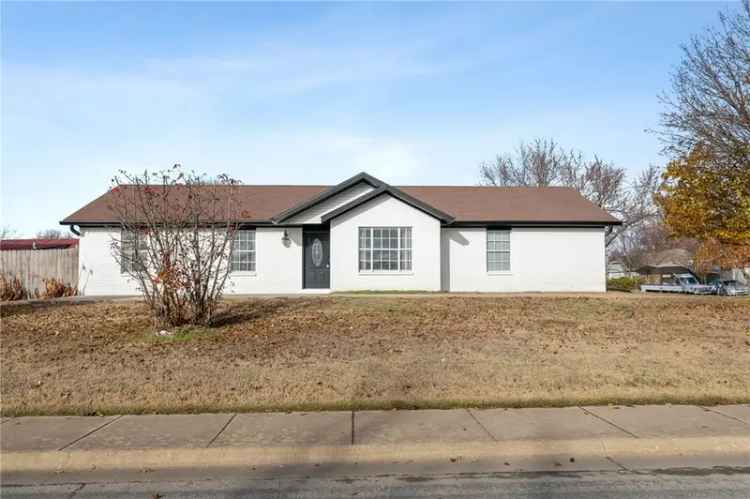 House For Sale in 100, North Melody Street, Lowell, Arkansas