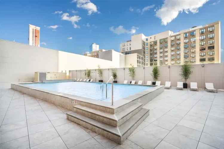 Rent Apartments at 333 Grand in Jersey City with Modern Amenities