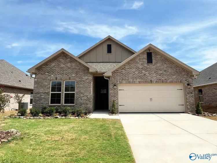 Buy 3 Bed 2 Bath Home in Newby Chapel with Modern Upgrades