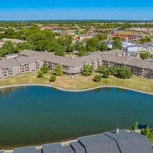 Rent Apartments at St. Andrews in Greenwood with Unique Amenities