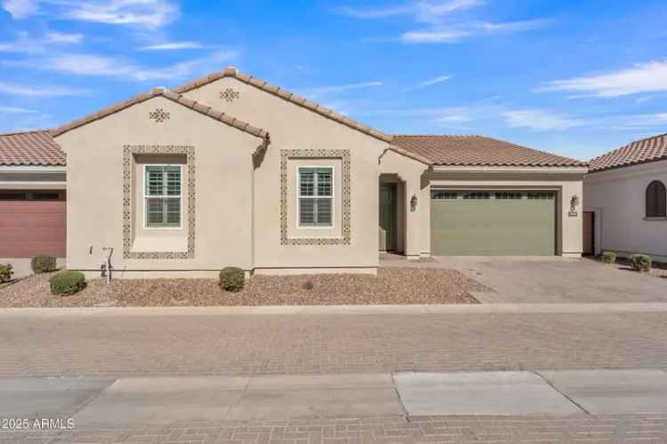 House For Sale in Gilbert, Arizona