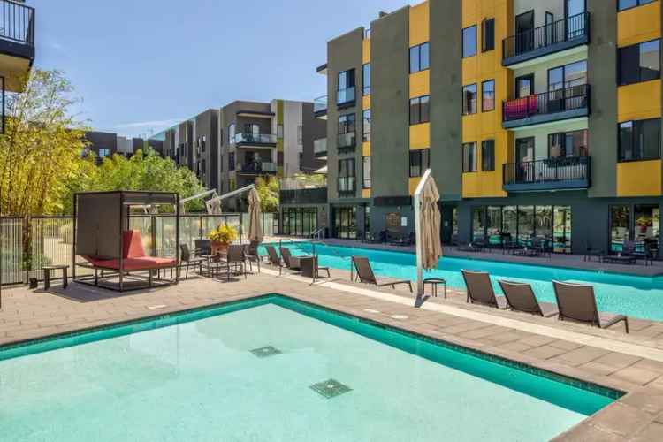 Rent Apartments in Misora Santana Row with Resort Features