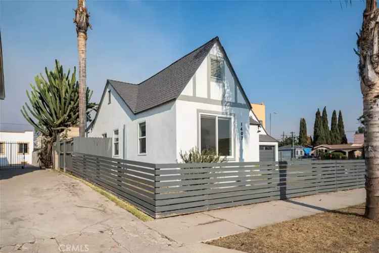 Buy Home in Los Angeles with 2 Bedrooms and Development Potential