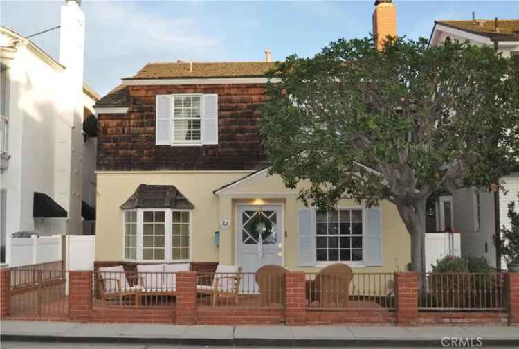 House For Sale in 220, Apolena Avenue, Newport Beach, California