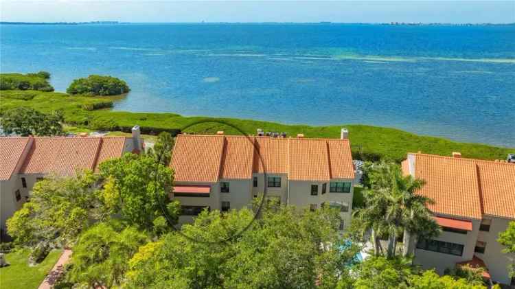 House For Sale in 4449, Bay Club Drive, Bradenton, Florida