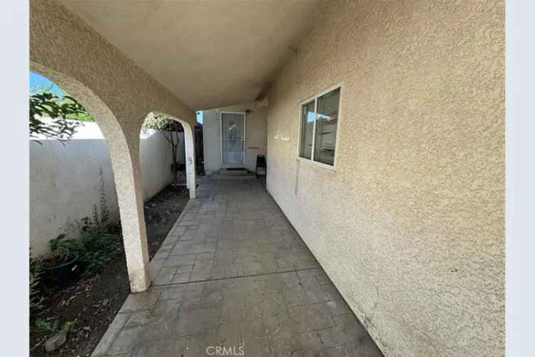 Buy single family home in Pacoima CA with spacious layout and garden